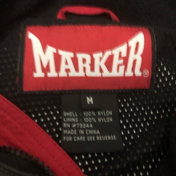 Marker Ski Jacket Men's Medium Red Full Zip Weatherproof Outdoor Travel Pockets - Picture 2 of 9